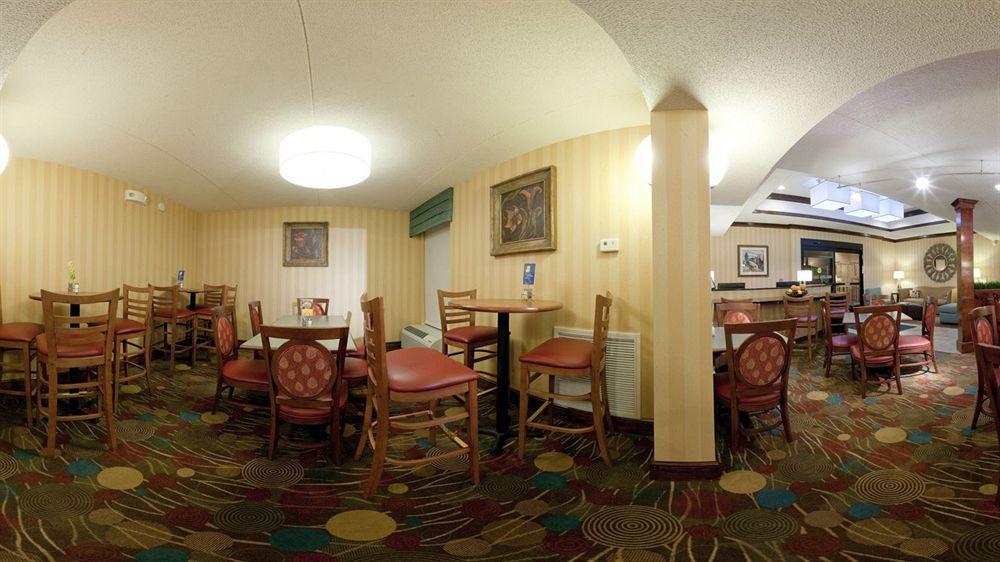 Holiday Inn Express Danville By Ihg Luaran gambar