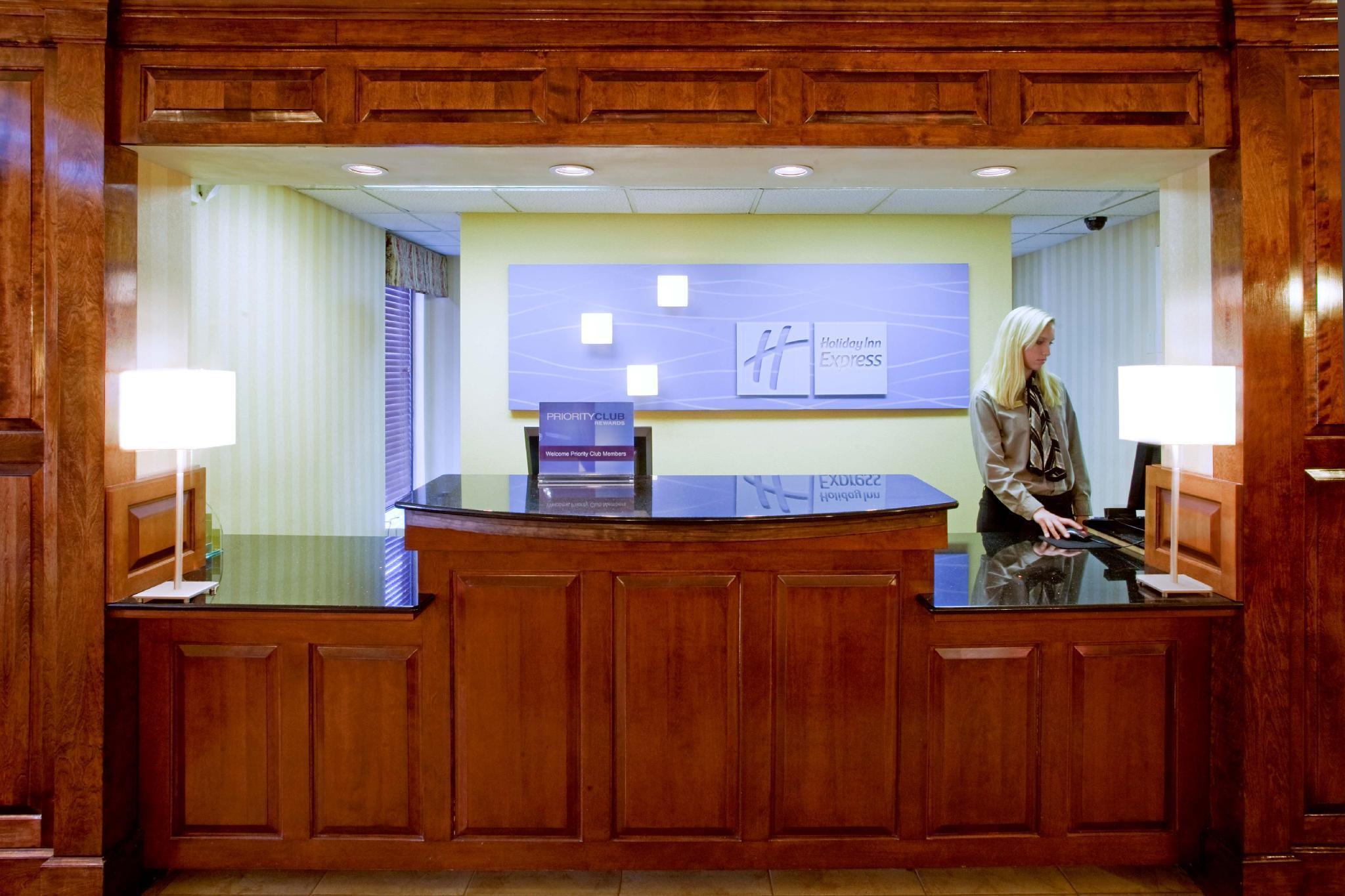Holiday Inn Express Danville By Ihg Luaran gambar