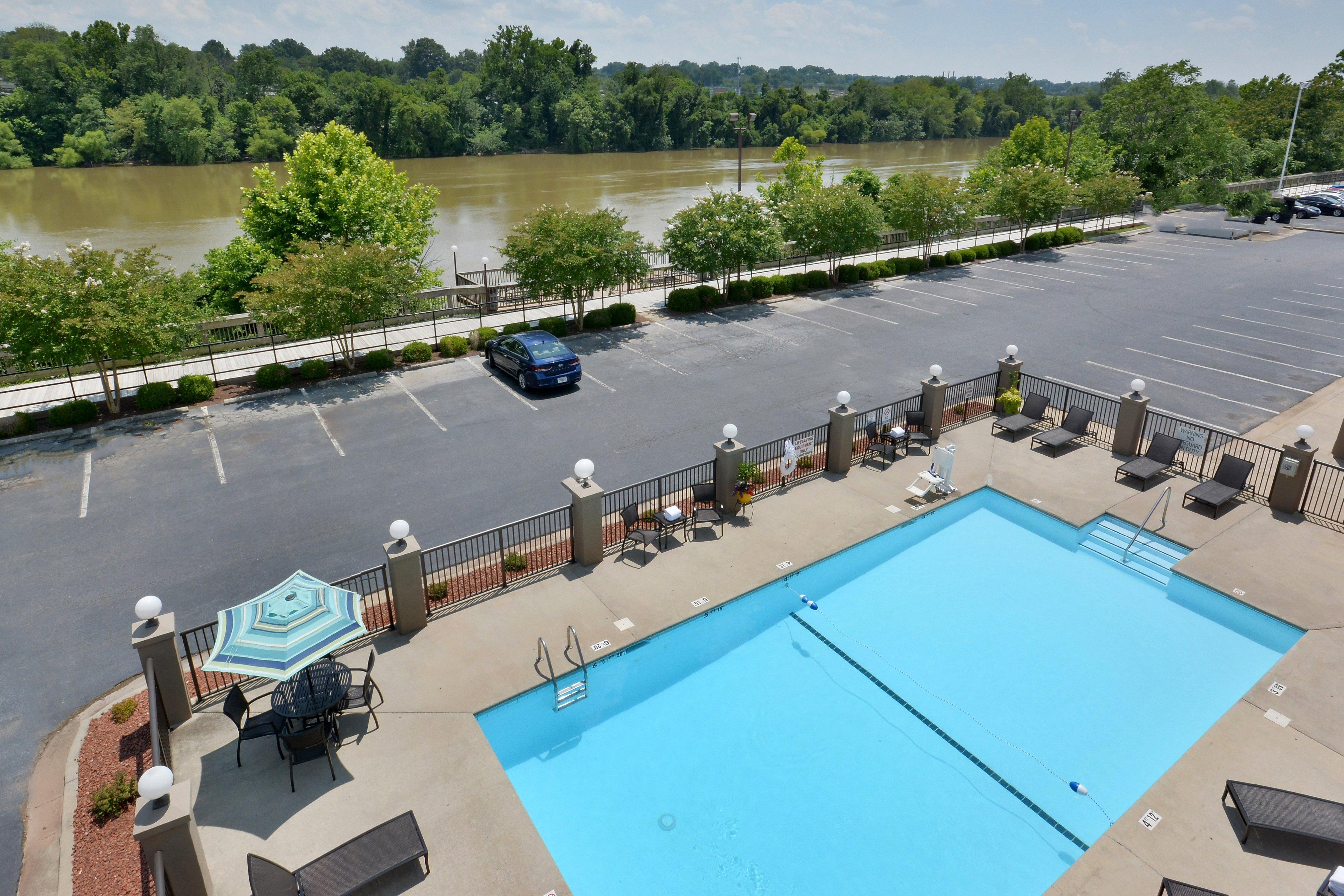 Holiday Inn Express Danville By Ihg Luaran gambar
