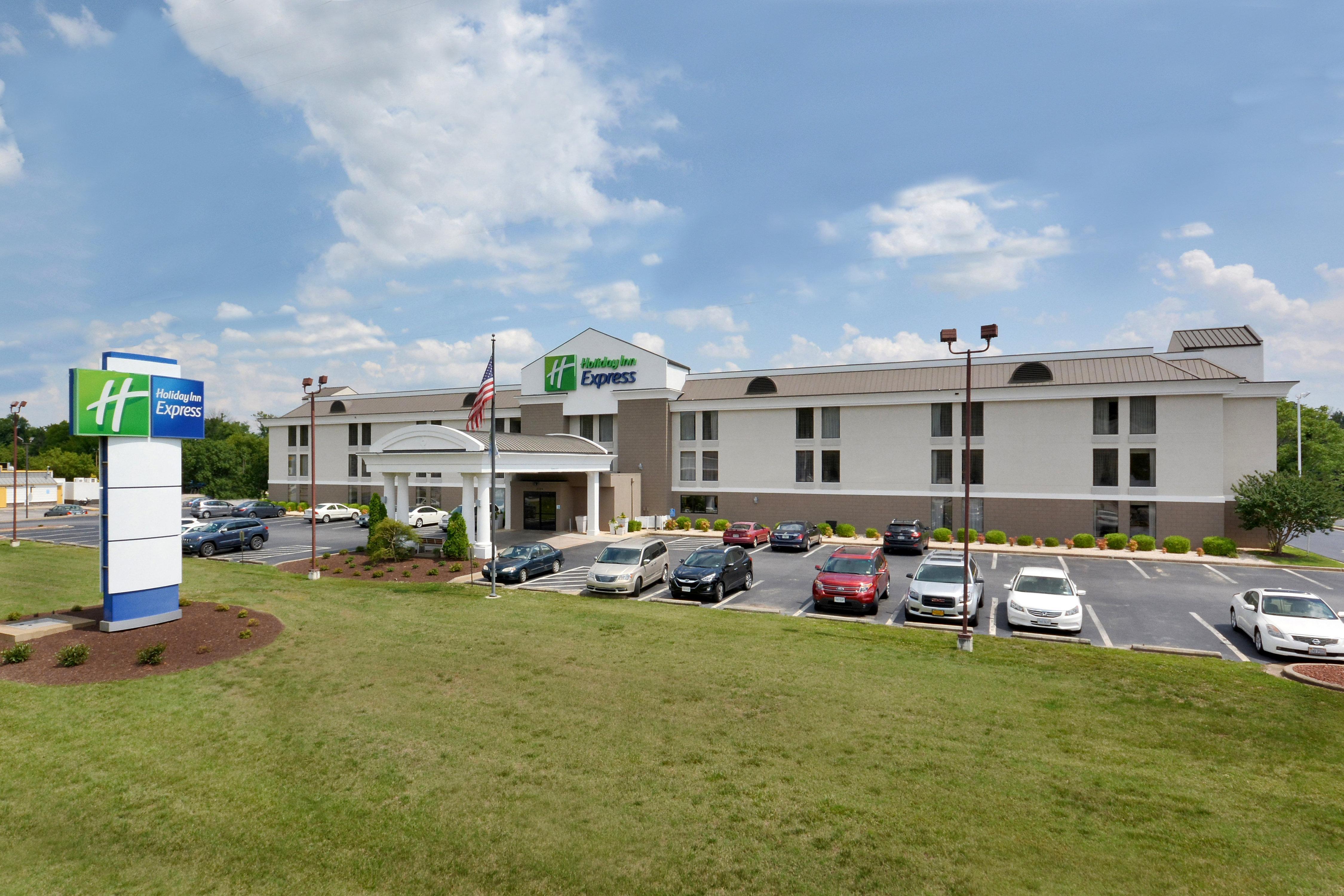 Holiday Inn Express Danville By Ihg Luaran gambar