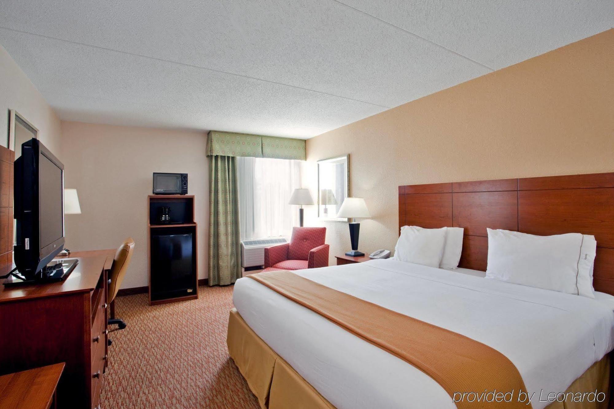 Holiday Inn Express Danville By Ihg Luaran gambar